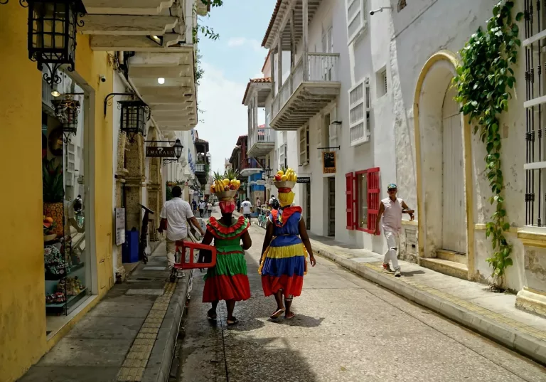 Central América, Caribbean & Mayan Culture 67 Historical Walking Tours jpeg