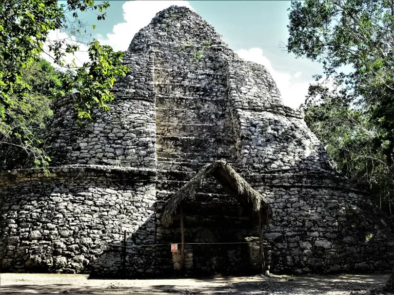 Central América, Caribbean & Mayan Culture 79 MAyan Ruins Tours Coba jpeg