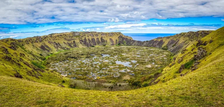 Easter Islands & Galapagos 15 Rano Kau Volcano Tours